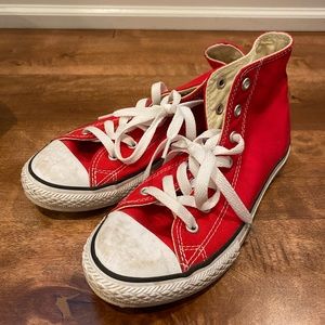 Red converse chuckss